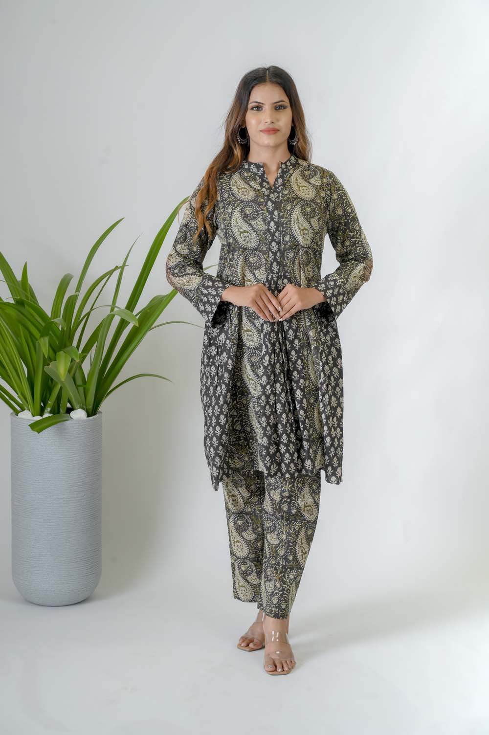 Dark Green Bagru Print Cotton Co-ord Set for Women - Front View | Oopnik