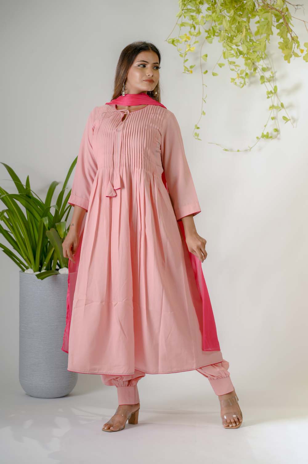 Hue Of Pink Ethnic Wear Kurta Set For Women - Front View | Oopnik