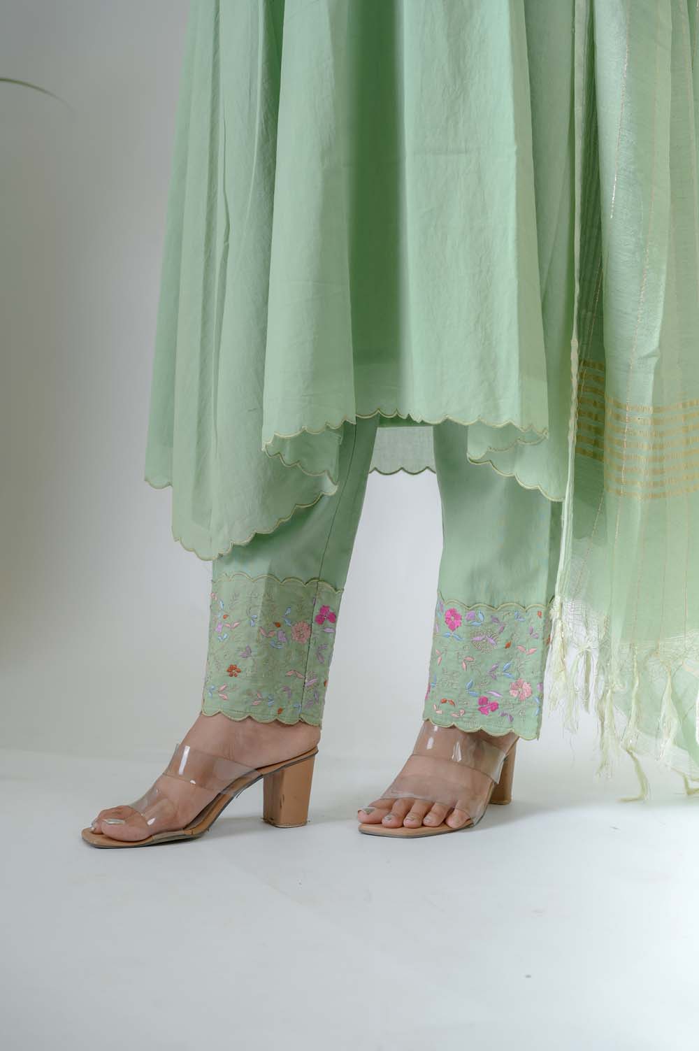 Green Festive Wear Kurta Set with Silk Thread & Zari Embroidery - Bottom View | Oopnik