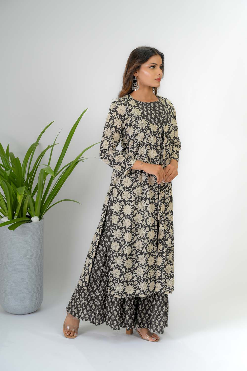 Black Hand Block Bagru Print Sharara Set with Kurta & Jacket - Side View | Oopnik