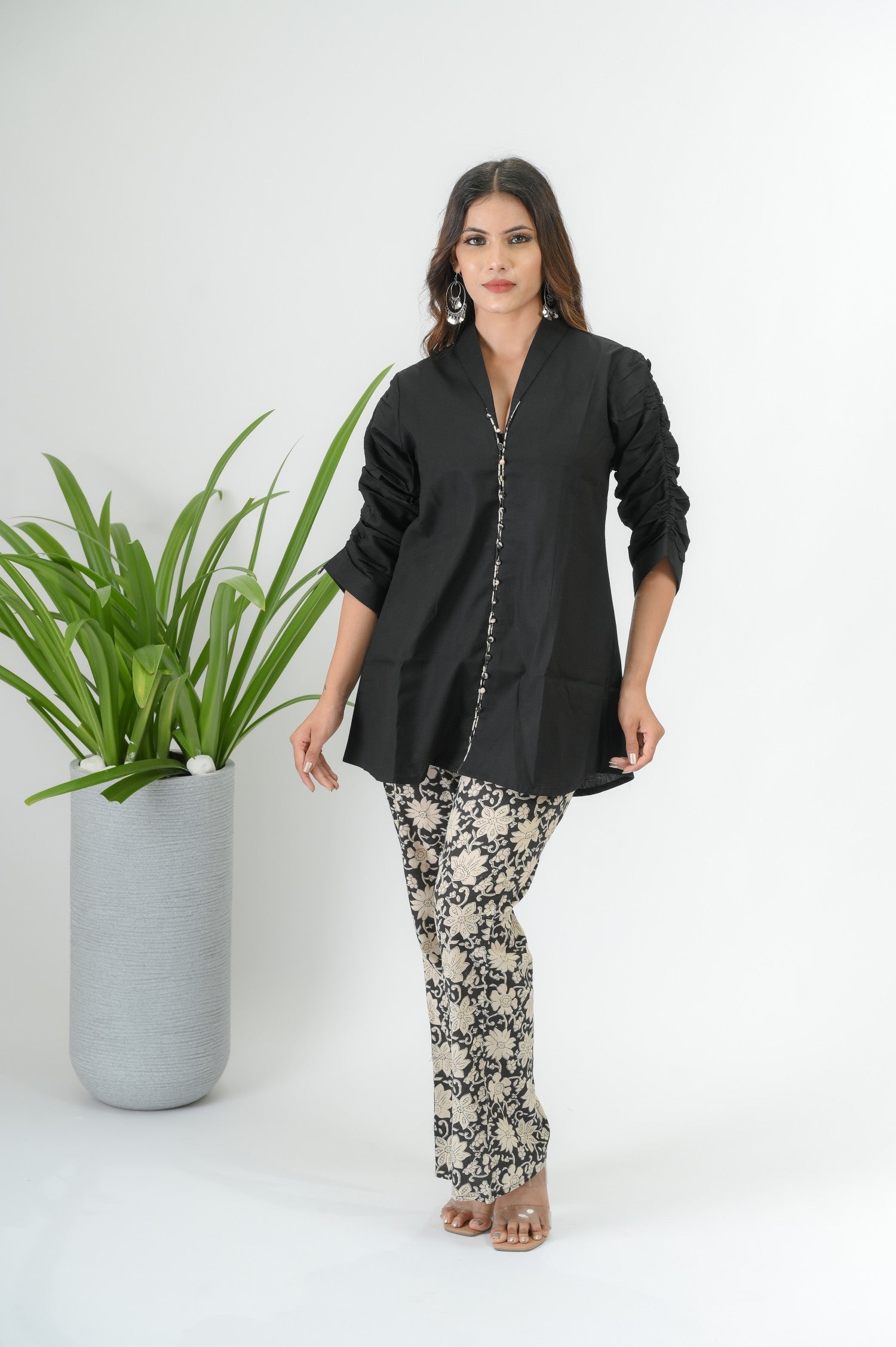 Cotton Sanganeri Print Black Co-ord Set For Women - Front View | Oopnik