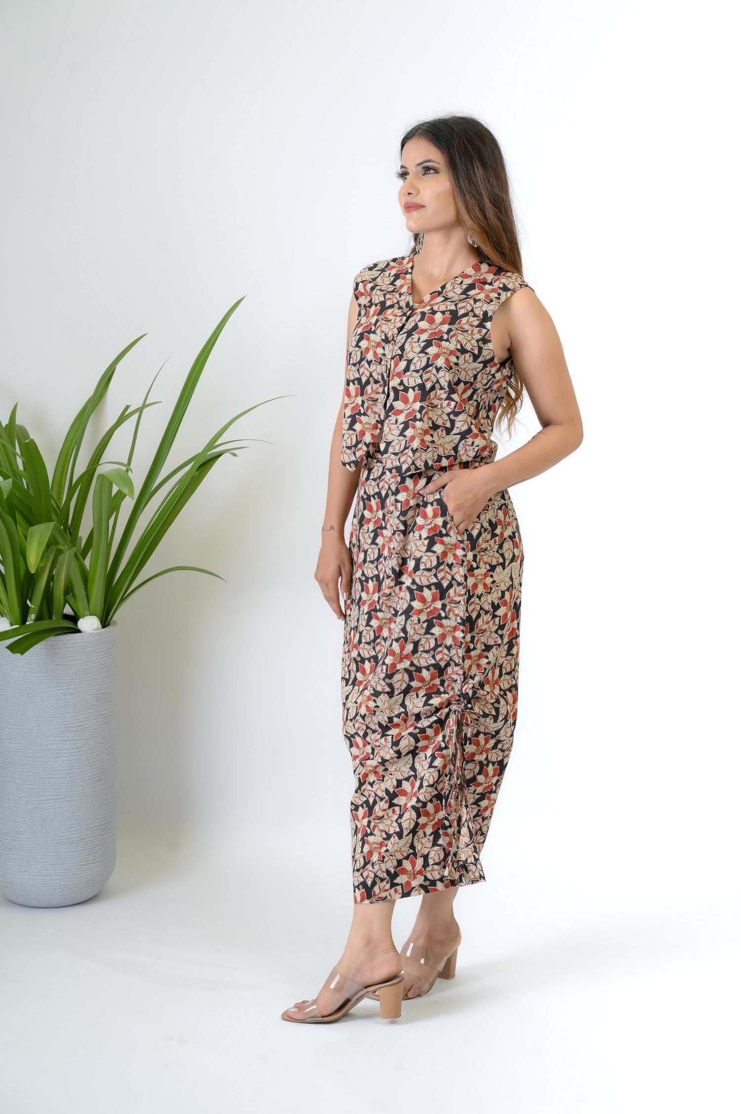 Hand Block Bagru Print Cotton Coord Set For Women - Side View | Oopnik