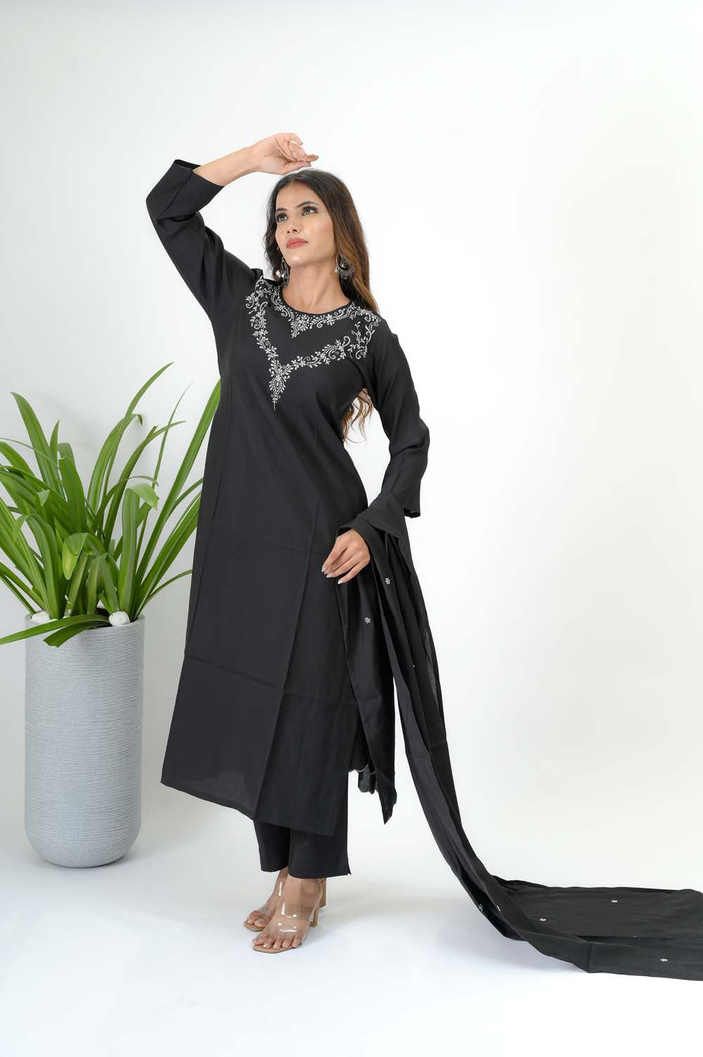 Black Silk Kurta Set for Women With Designer Silver Zari Embroidery - Front View | Oopnik